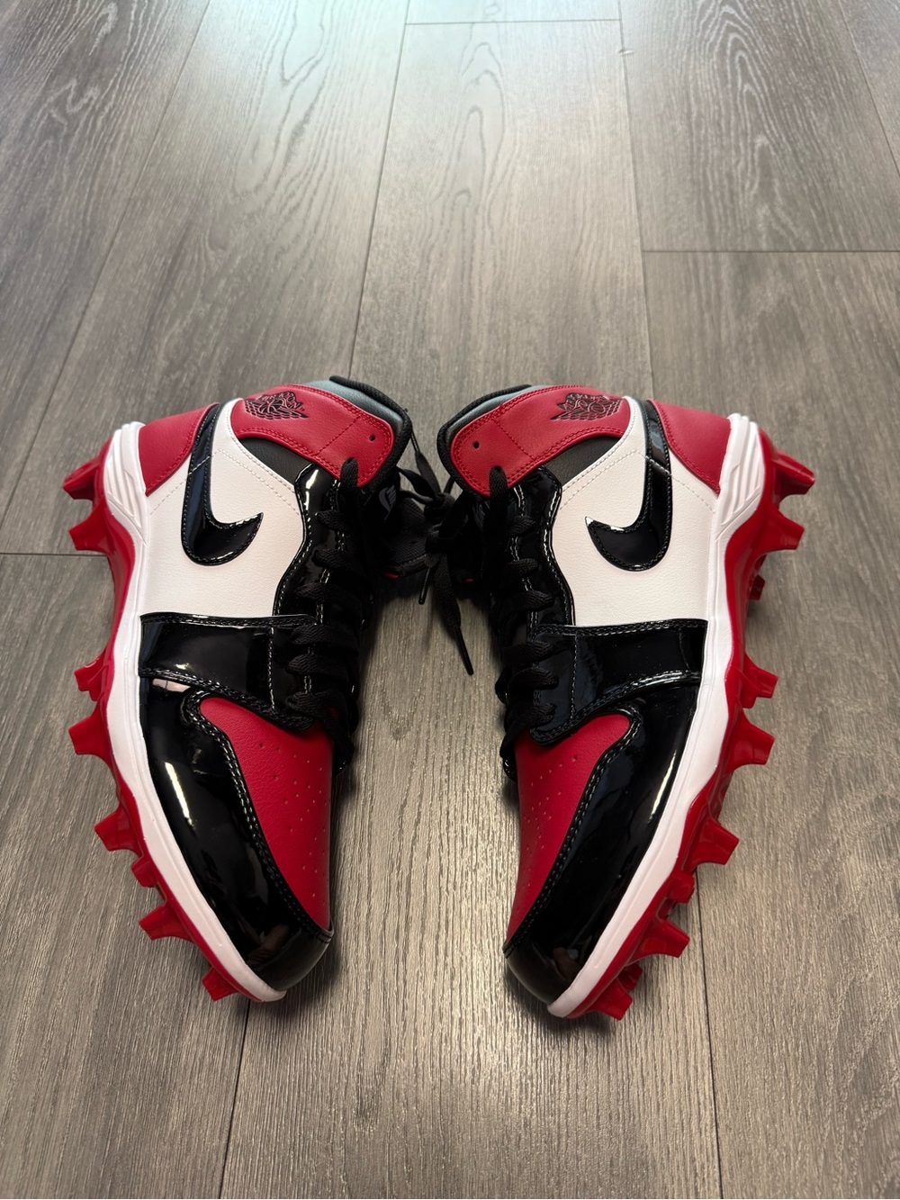Nike Air Jordan 1 TD Bred Toe Cleats Red White Black FJ6805-601 Men’s Size 10